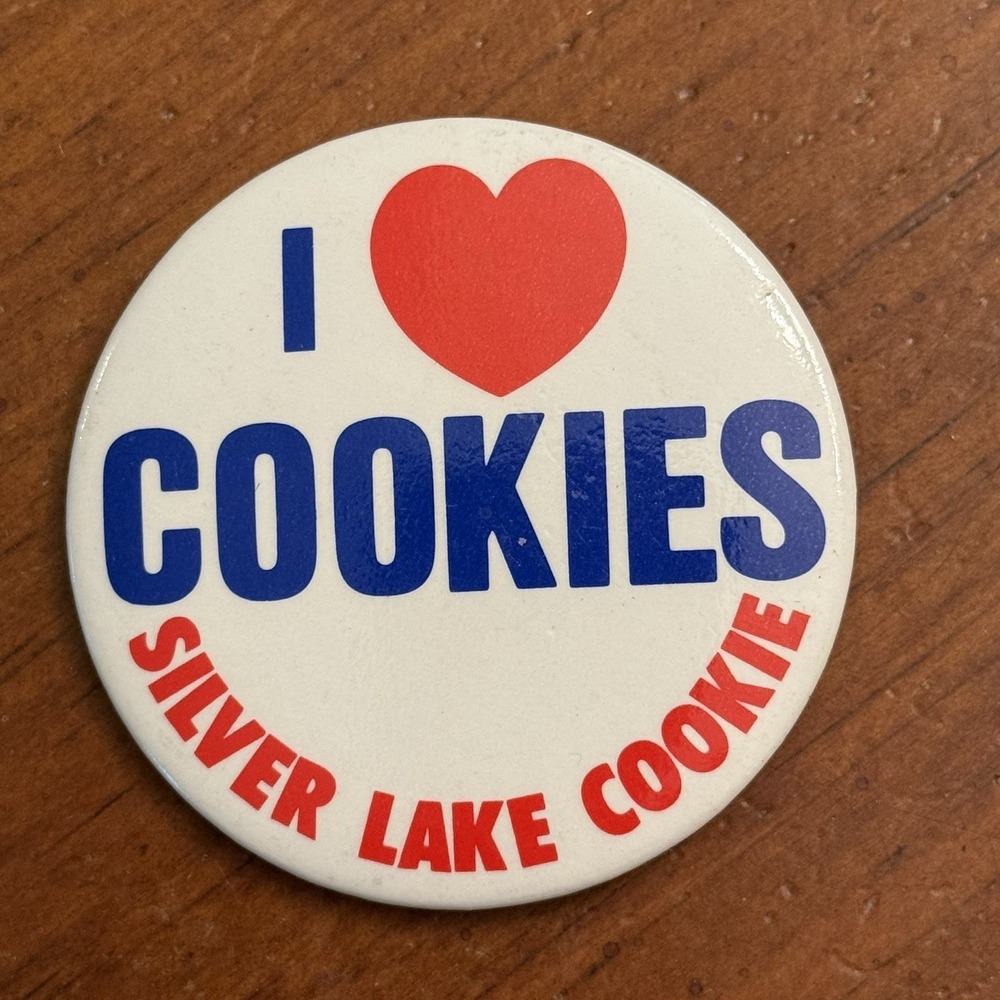 I Love Cookies Silver‎ Lake Cookie Vintage Pinback Button Pin Round Circle Heart